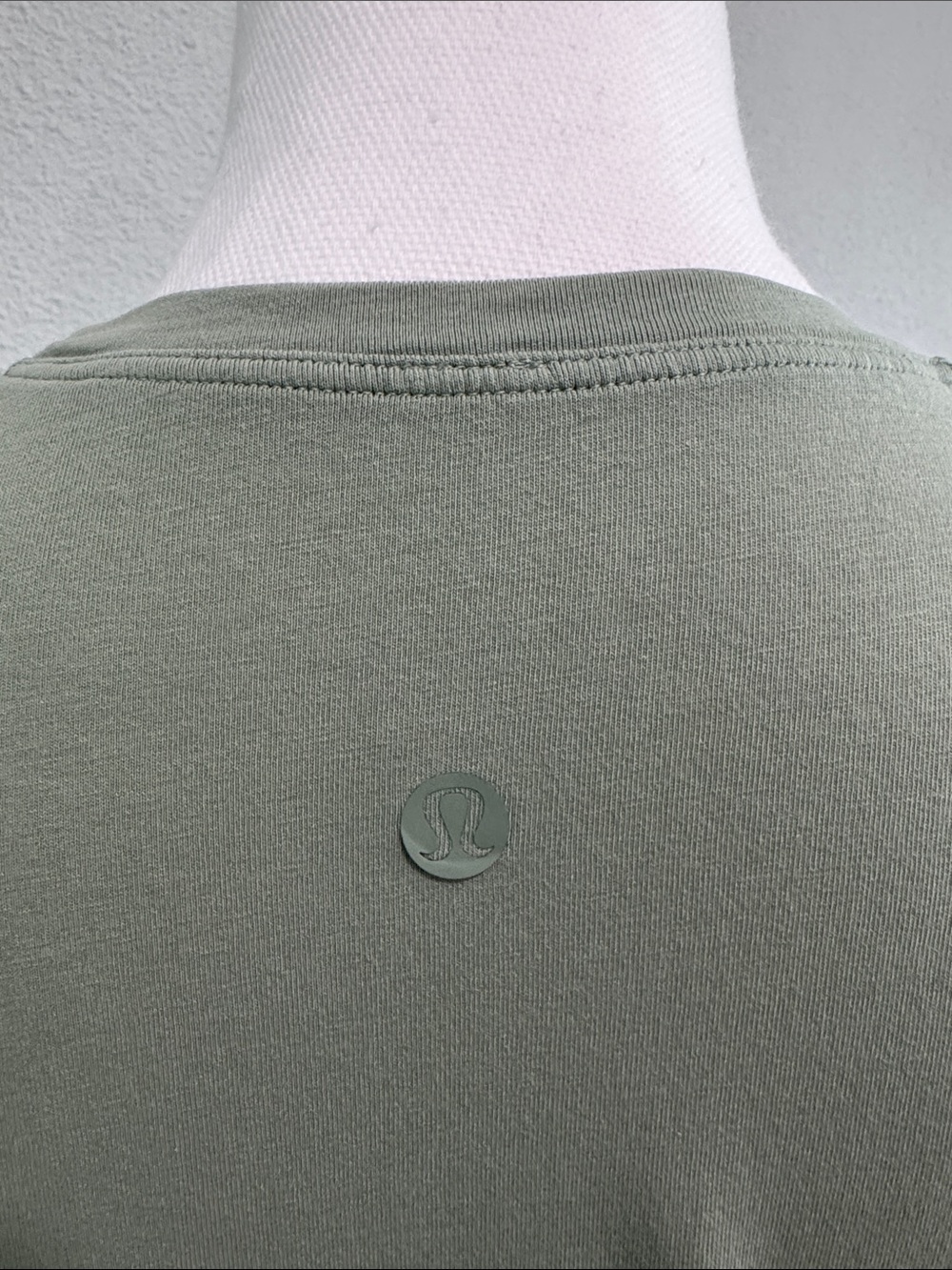 lululemon athletica Olive Green Long Sleeve Scoop Neck Top - Picture 2 of 3
